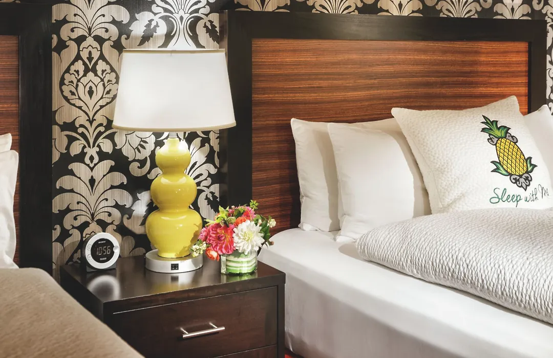 Staypineapple, The Maxwell Hotel, Seattle Center Seattle-1